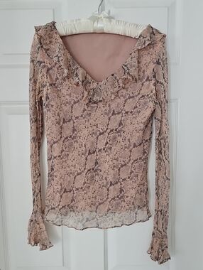 Ruffled Silk V-Neck Snake-Print Long Sleeve Blouse - Pink & Grey